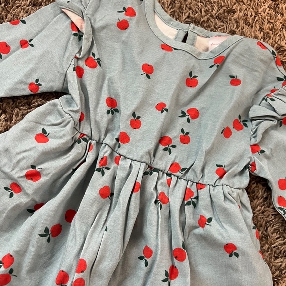 NWOT Hanna Andersson girls long sleeve ruffle with pockets apple print dress 3T - Picture 2 of 4